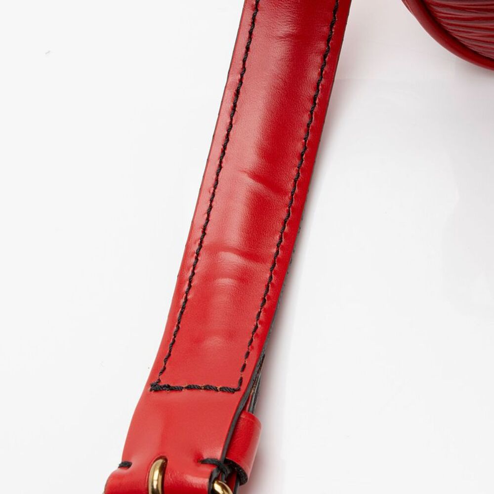 Louis Vuitton Vintage Epi Leather Cartouchiere MM Shoulder Bag - Picture 14 of 15